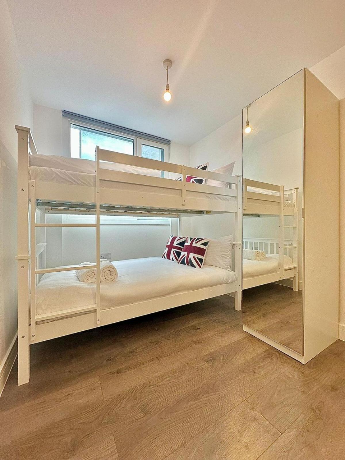 264 Rooms Лондон Екстериор снимка